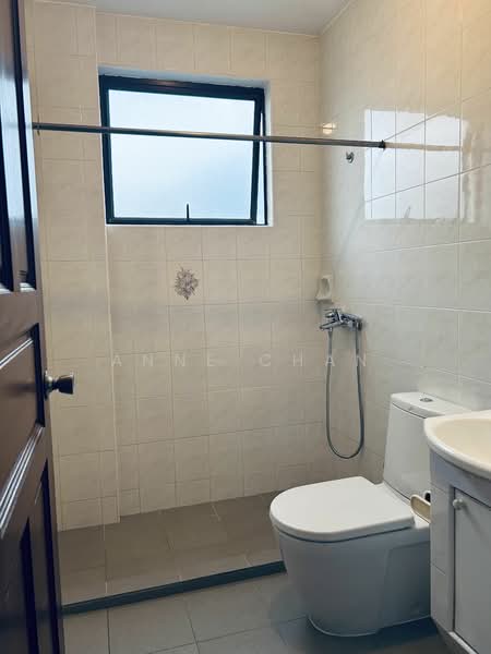 THOMSON RIDGE, 139B THOMSON RIDGE, 6 Bedrooms, 3,400 sqft, Semi-Detached House For Rent, by Anne Chan, 24910832 - PropertyGuru.com.sg