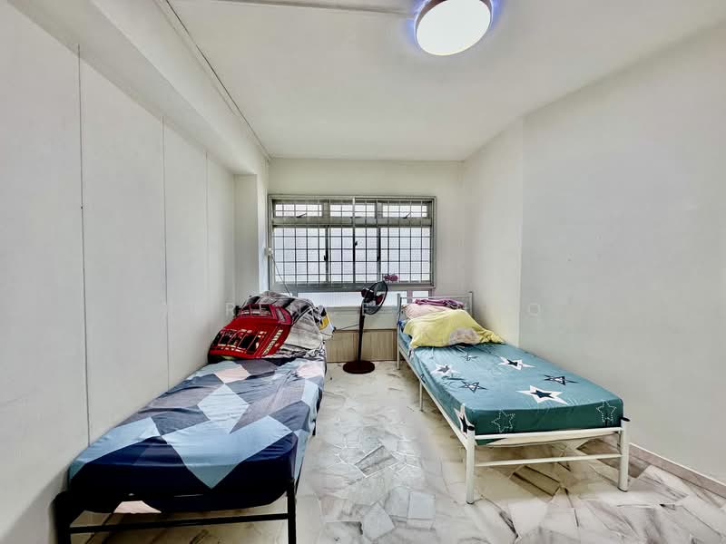 For Rent - 215 Pasir Ris Street 21