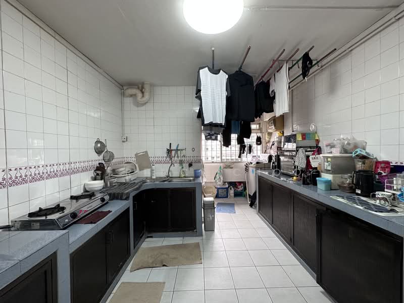 For Rent - 215 Pasir Ris Street 21