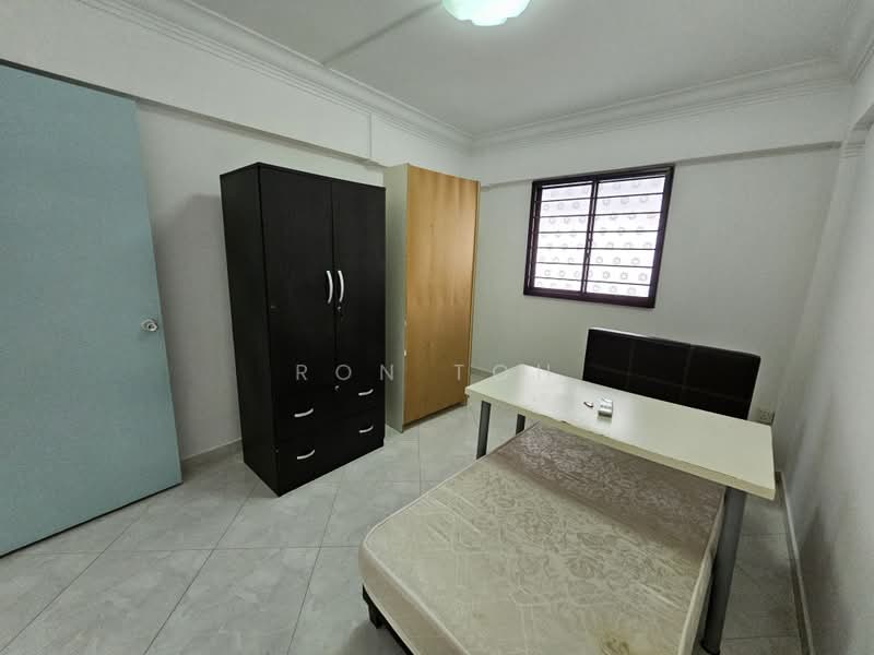 304 Clementi Avenue 4, 304 Clementi Avenue 4, 2 Bedrooms, 721 sqft, HDB Flat For Rent, by Ron Toh, 24911953 - PropertyGuru.com.sg