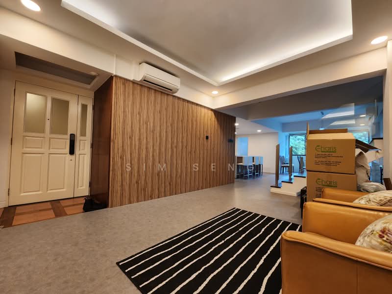 Pandan Valley, 6 Pandan Valley, 4 Bedrooms, 2,200 sqft, Condominium For Rent, by Sim Seng, 24912401 - Foyer - PropertyGuru.com.sg