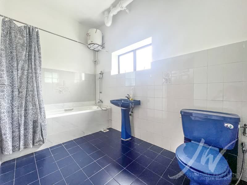 Michel Apartment, 291 Tanglin Road, 2 Bedrooms, 1,100 sqft, Walk-up Apartment For Rent, by Jocelyn Wee, 24912450 - PropertyGuru.com.sg