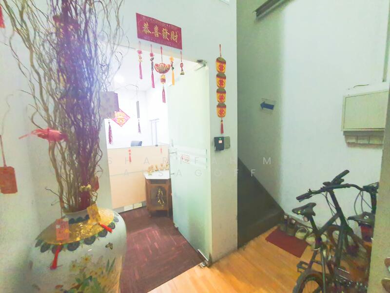 Pioneer Point, 5 Soon Lee Street, 1,108 sqft, Factory / Workshop (B2) For Sale, by Sharifah M Alsagoff, 24912836 - CommercialGuru.com.sg