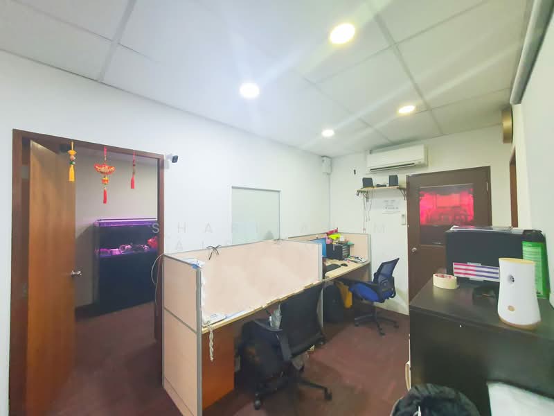 Pioneer Point, 5 Soon Lee Street, 1,108 sqft, Factory / Workshop (B2) For Sale, by Sharifah M Alsagoff, 24912836 - CommercialGuru.com.sg