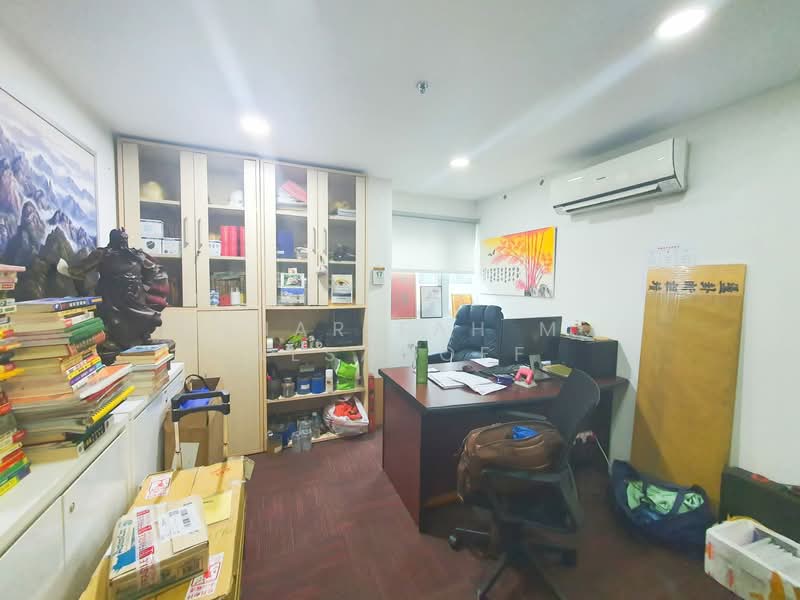 Pioneer Point, 5 Soon Lee Street, 1,108 sqft, Factory / Workshop (B2) For Sale, by Sharifah M Alsagoff, 24912836 - CommercialGuru.com.sg