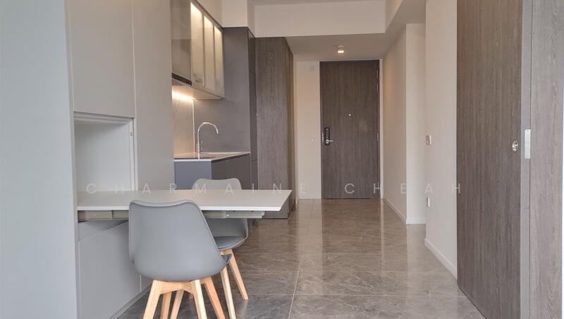 Foldable Dining Table