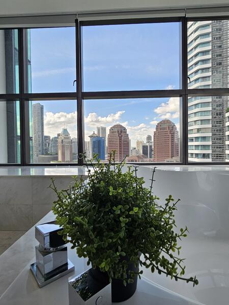 Leonie Parc View, 22 Leonie Hill Road, 4 Bedrooms, 2,250 sqft, Condominium For Rent, by Lloyd Lim, 24916207 - PropertyGuru.com.sg