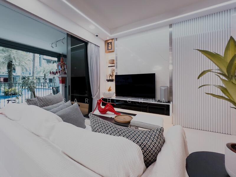 For Sale - La Fiesta