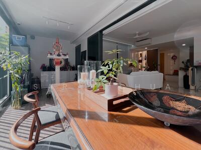 For Sale - La Fiesta