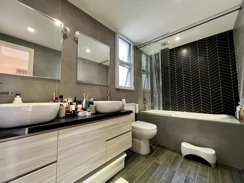 Master Bathroom (Ensuite)