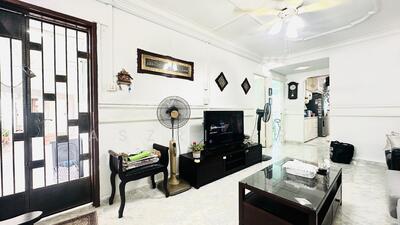 For Rent - 894A Tampines Street 81