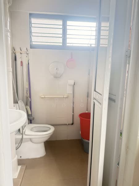 For Sale - 212 Bukit Batok Street 21