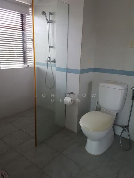 Guan Soon Terrace, Guan Soon Avenue, 4 Bedrooms, 3,051 sqft, Corner Terrace For Rent, by Loh Yeow Meng, 24918464 - PropertyGuru.com.sg