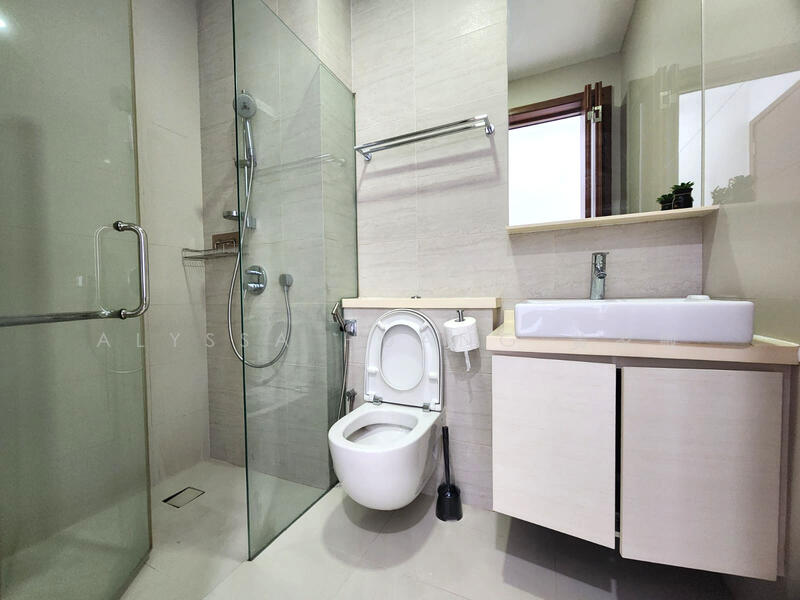 For Rent - 8 Farrer Suites