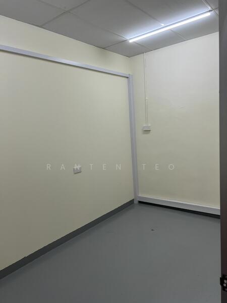 Woodlands Industrial Park E1, , 330 sqft, Factory / Workshop (B2) For Rent, by Ranten Teo, 24919477 - CommercialGuru.com.sg