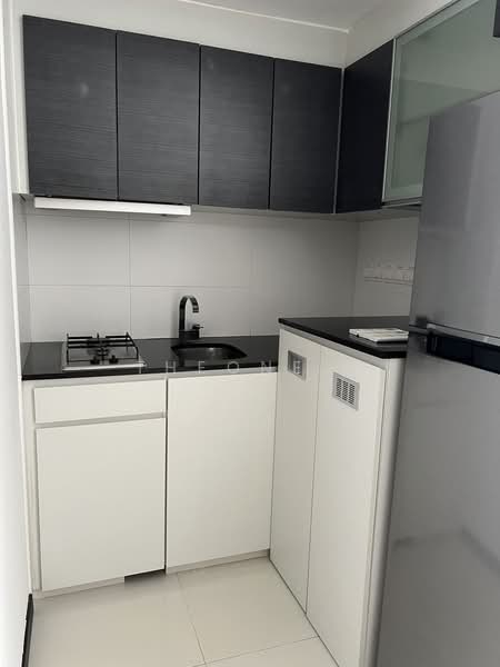 Viva Vista, 3 South Buona Vista Road, 1 Bedroom, 350 sqft, Apartment For Rent, by Theone ., 24920299 - PropertyGuru.com.sg