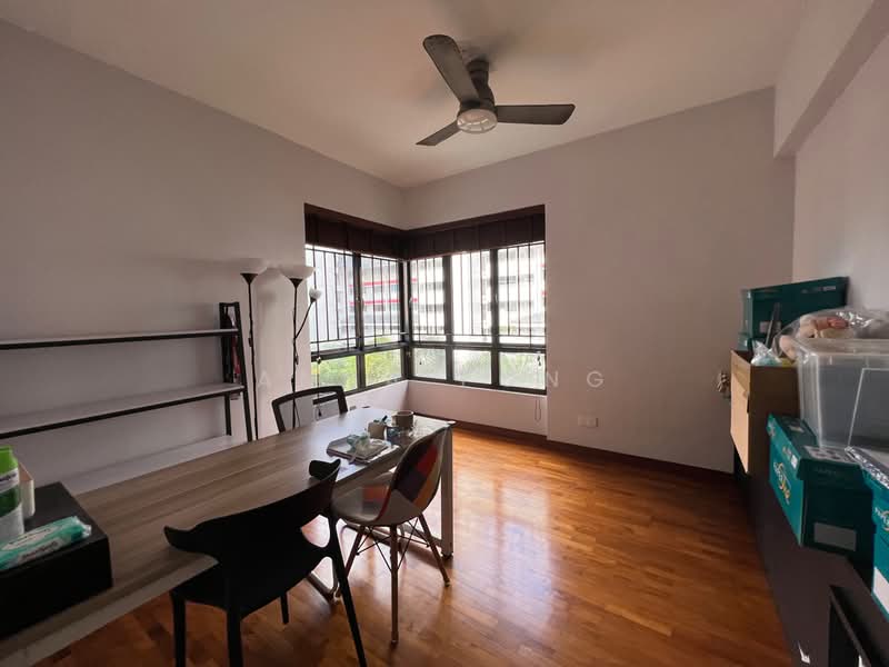 The Mayfair, 5 Jurong East Street 32, 3 Bedrooms, 1,184 sqft, Condominium For Rent, by Anna Fong, 24923702 - PropertyGuru.com.sg