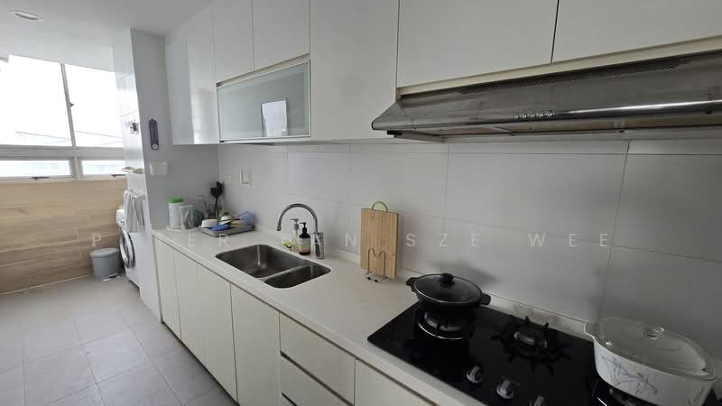 Heron Bay, Upper Serangoon View, 3 Bedrooms, 1,700 sqft, Executive Condominium For Rent, by Peter Tan Sze Wee, 24926238 - PropertyGuru.com.sg