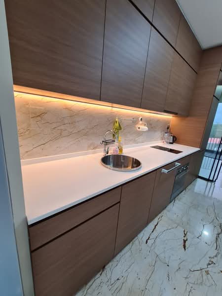 Queens Peak, 3 Dundee Road, 2 Bedrooms, 775 sqft, Condominium For Rent, by Cecilia Joanita, 24926395 - PropertyGuru.com.sg