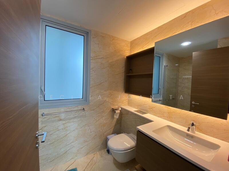 Queens Peak, 3 Dundee Road, 2 Bedrooms, 775 sqft, Condominium For Rent, by Cecilia Joanita, 24926395 - PropertyGuru.com.sg