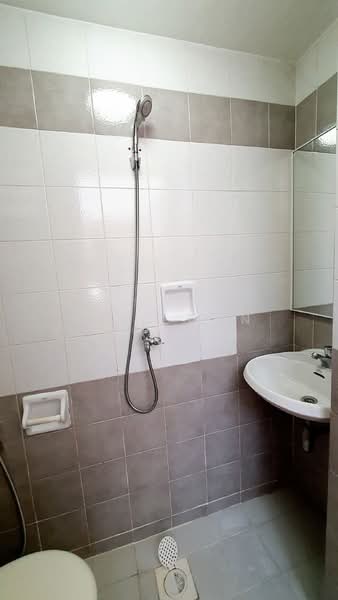Cavenagh Lodge, 81 Cavenagh Road, 3 Bedrooms, 1,329 sqft, Apartment For Rent, by Eric Gan, 24926734 - PropertyGuru.com.sg