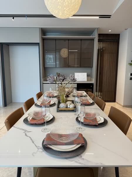 Villas @ Greenbank Park, 52 Greenbank Park, 5 Bedrooms, 5,446 sqft, Semi-Detached House For Sale, by Samuel Eyo, 24927911 - PropertyGuru.com.sg