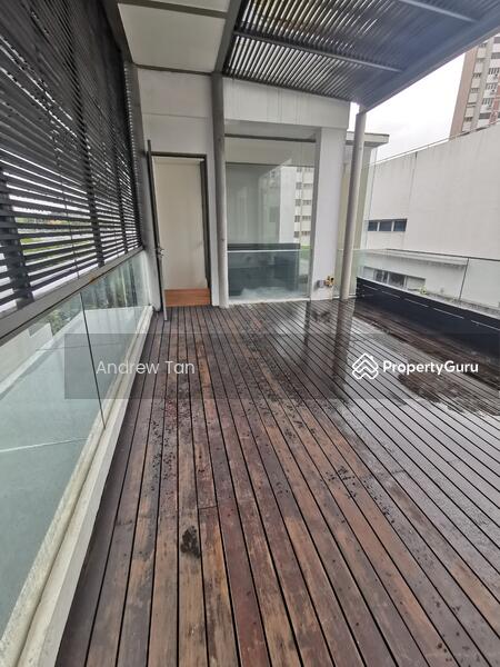 Level 3- Covered walkway