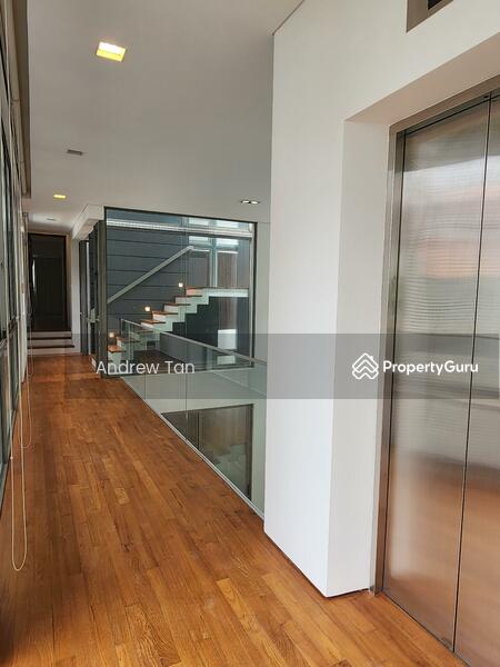 Level 2 walkway