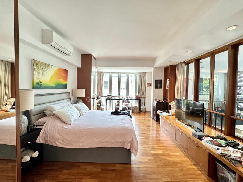 For Rent - Immaculate 3 Sty Watten Estate Road