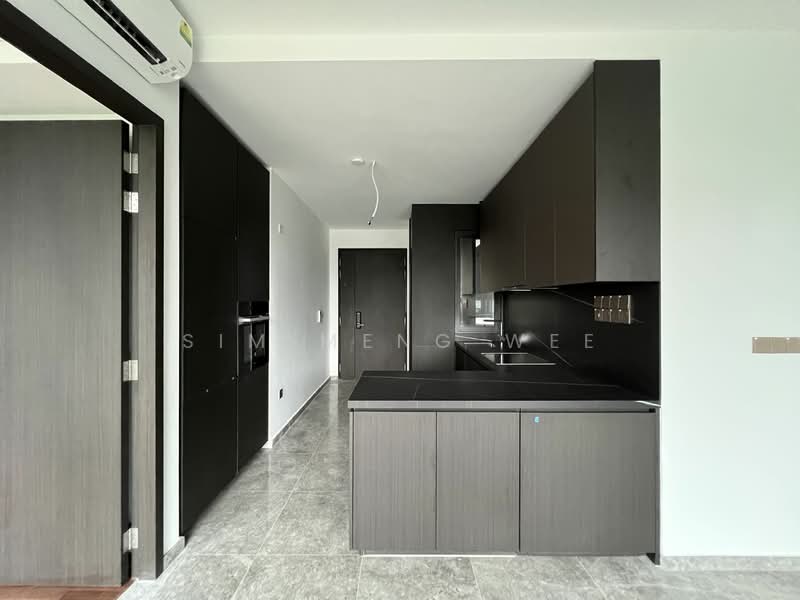Hyll on Holland, 97 Holland Road, Tanglin / Holland / Bukit Timah, 2 Bedrooms, 700 sqft, Condominium For Sale, by Sim Meng Wee, 24930013 - PropertyGuru.com.sg