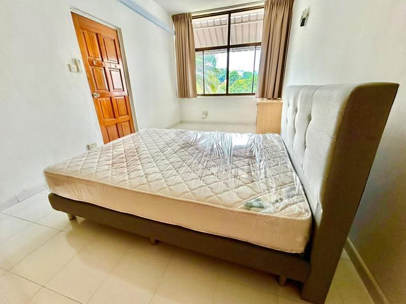 Michel Apartment, 291 Tanglin Road, Tanglin / Holland / Bukit Timah, 1 Bedroom, 800 sqft, Walk-up Apartment For Rent, by Crystan Lim, 24931175 - Bedroom - PropertyGuru.com.sg