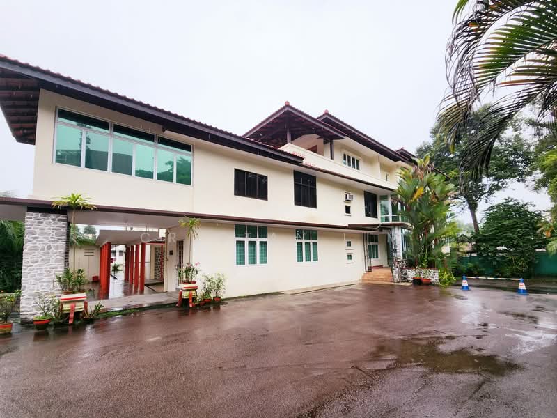 Michel Apartment, 291 Tanglin Road, Tanglin / Holland / Bukit Timah, 2 Bedrooms, 801 sqft, Walk-up Apartment For Rent, by Crystan Lim, 24932149 - Michal Apartment Building - PropertyGuru.com.sg