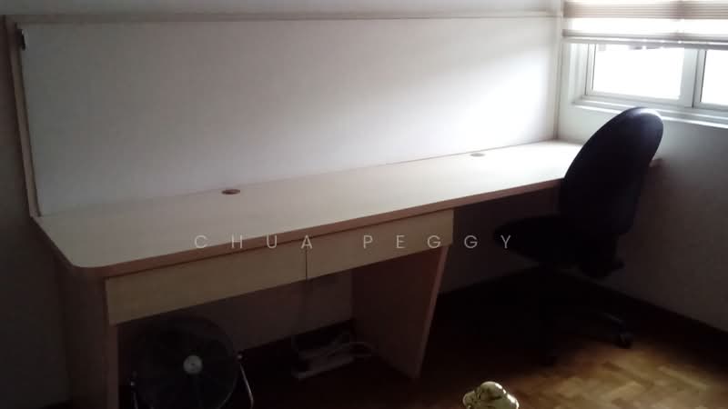 Castle Green, 487 Yio Chu Kang Road, Mandai / Upper Thomson, Room Rental, 200 sqft, Condominium For Rent, by Chua Peggy, 24933588 - PropertyGuru.com.sg