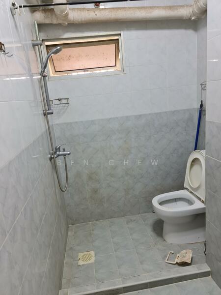 For Rent - Lakeside Tower