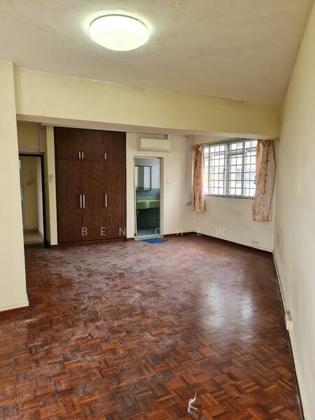 For Rent - Lakeside Tower