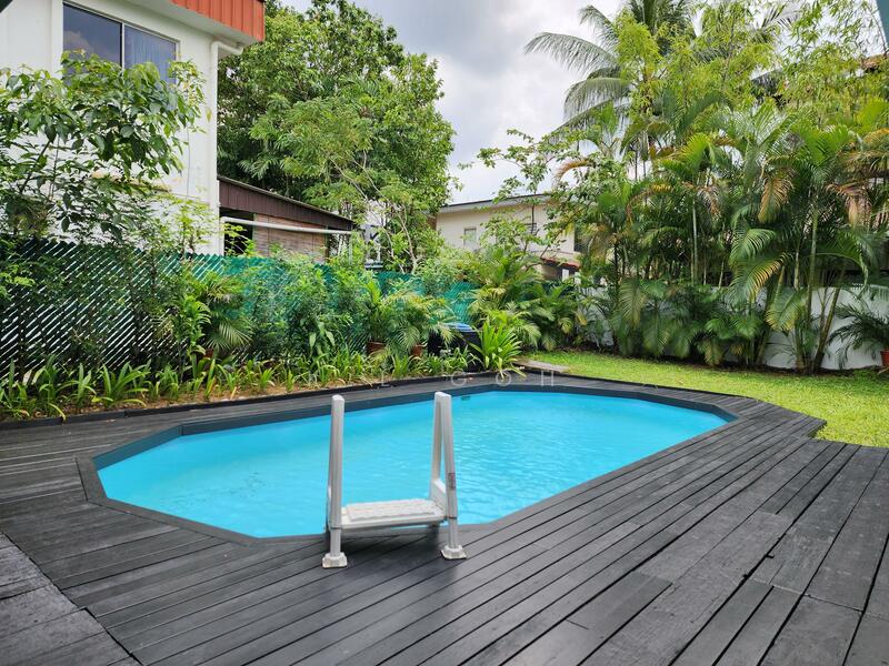 For Rent - ⭐️⭐️LANDED7772@2 STOREY BUNGALOW WITH POOL AT SUNSET VICINITY