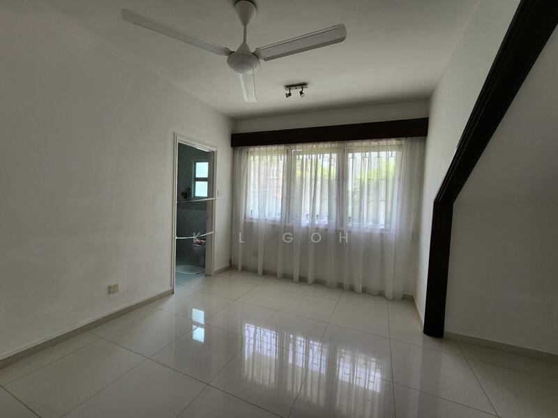 For Rent - ⭐️⭐️LANDED7772@2 STOREY BUNGALOW WITH POOL AT SUNSET VICINITY