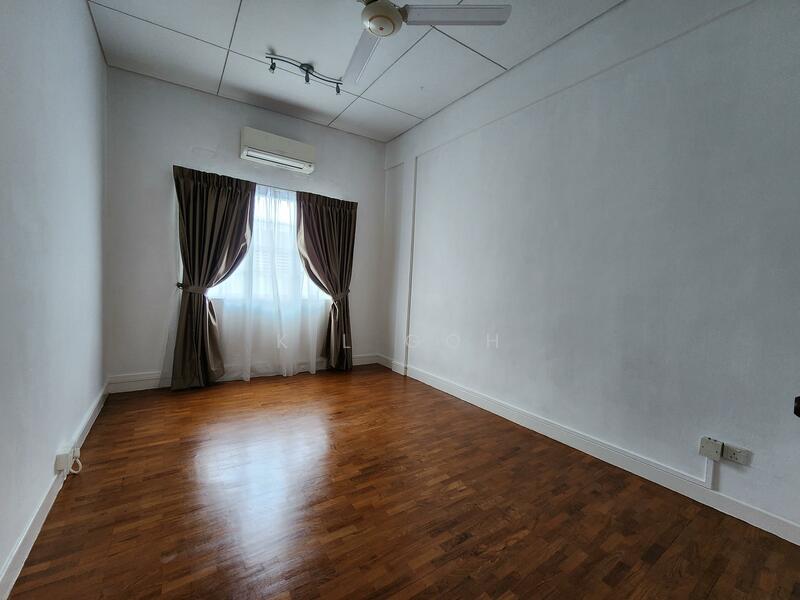 For Rent - ⭐️⭐️LANDED7772@2 STOREY BUNGALOW WITH POOL AT SUNSET VICINITY