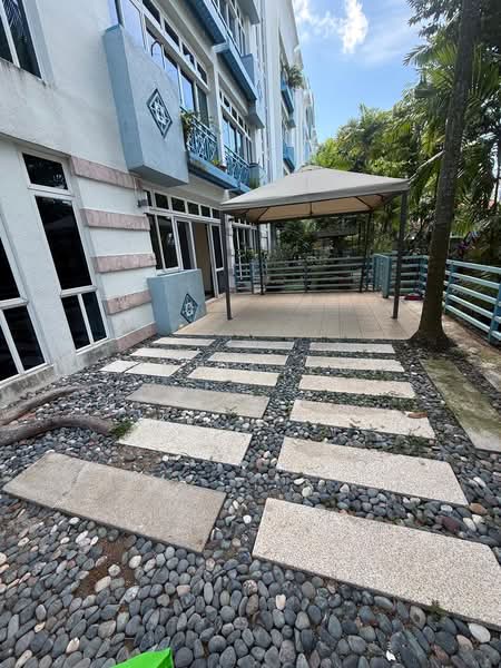 Jervois Lodge, 32 Jervois Road, 3 Bedrooms, 1,668 sqft, Condominium For Rent, by Tedric Poh, 24936408 - PropertyGuru.com.sg