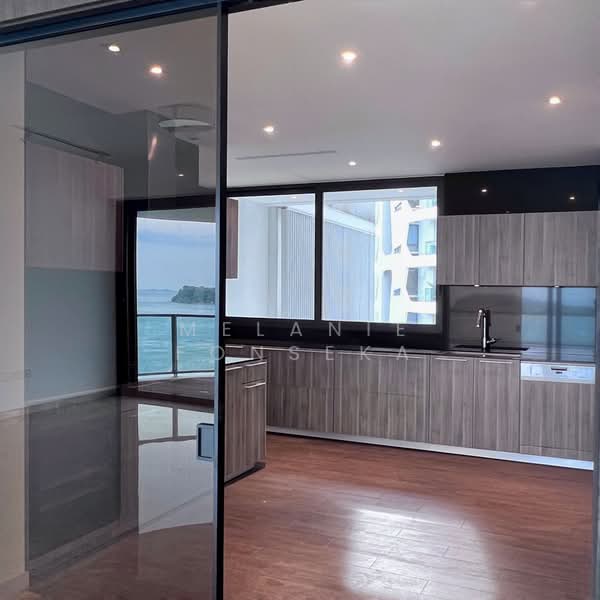 Cape Royale, 25 Cove Way, Harbourfront / Telok Blangah, 3 Bedrooms, 1,679 sqft, Condominium For Sale, by Melanie Fonseka, 24936877 - PropertyGuru.com.sg