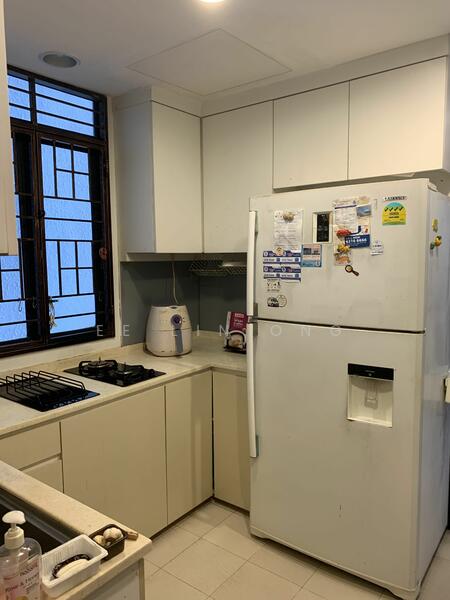 Regent Heights, 50 Bukit Batok East Avenue 5, 3 Bedrooms, 1,163 sqft, Condominium For Rent, by Ee Lin Ong, 24939153 - PropertyGuru.com.sg