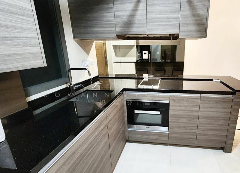 8 Saint Thomas Condominium For Sale at S$ 1,650,000 | PropertyGuru Singapore