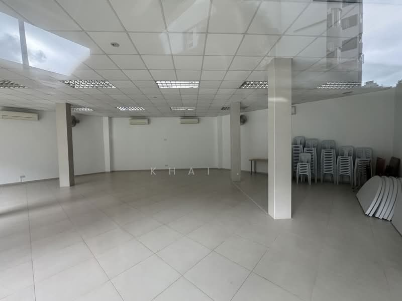 Rajah Towers, 32 Jalan Rajah, 4 Bedrooms, 2,099 sqft, Apartment For Sale, by Khai sng, 24940069 - PropertyGuru.com.sg