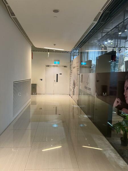 City Gate, 371 Beach Road, 452 sqft, Mall Shop For Sale, by Cinead Chiam, 24940073 - CommercialGuru.com.sg