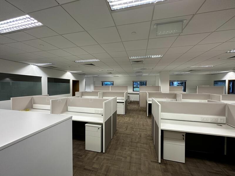CES Centre, 171 Chin Swee Road, 1,432 sqft, Office For Rent, by David Tay 郑培辉, 24940159 - CommercialGuru.com.sg