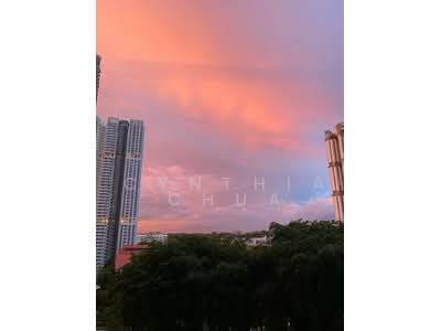 For Rent - Queens Peak