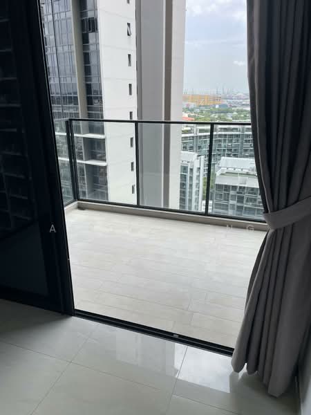Whistler Grand, 107 West Coast Vale, 2 Bedrooms, 764 sqft, Condominium For Rent, by Aaron Chong, 24940698 - PropertyGuru.com.sg
