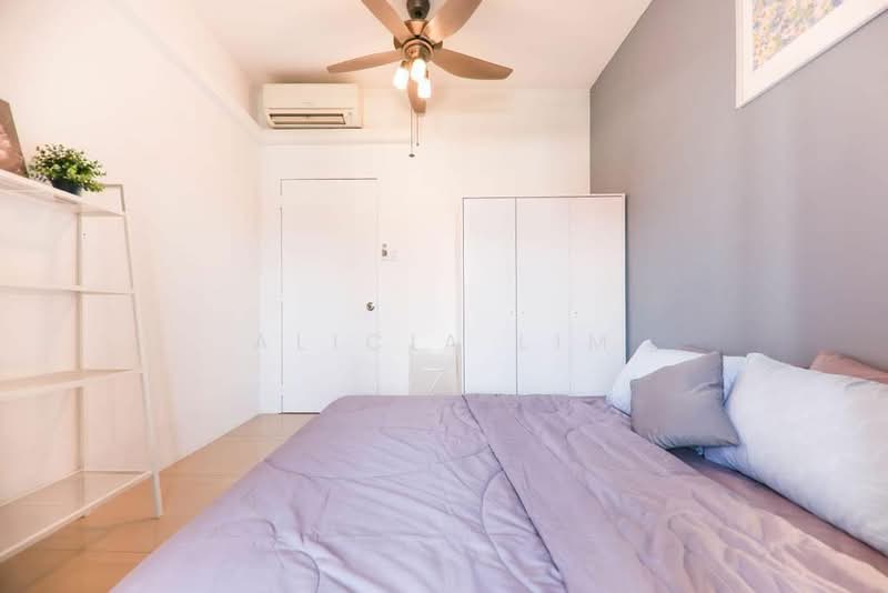 Tembeling Centre, 252 Tembeling Road, Room Rental, 100 sqft, Apartment For Rent, by Alicia Lim, 24940806 - PropertyGuru.com.sg
