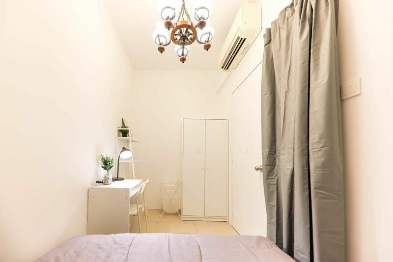 Tembeling Centre, 252 Tembeling Road, Room Rental, 100 sqft, Apartment For Rent, by Alicia Lim, 24940806 - PropertyGuru.com.sg