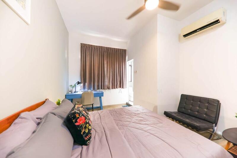 Tembeling Centre, 252 Tembeling Road, Room Rental, 100 sqft, Apartment For Rent, by Alicia Lim, 24940806 - PropertyGuru.com.sg